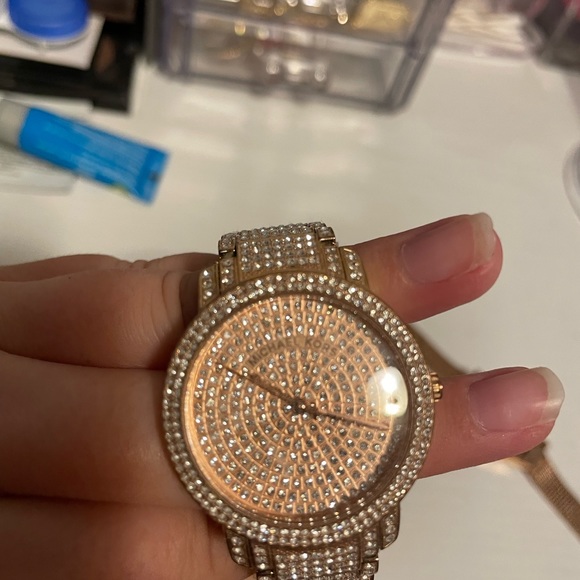 Michael Kors rose gold sparkly watch - Picture 5 of 6